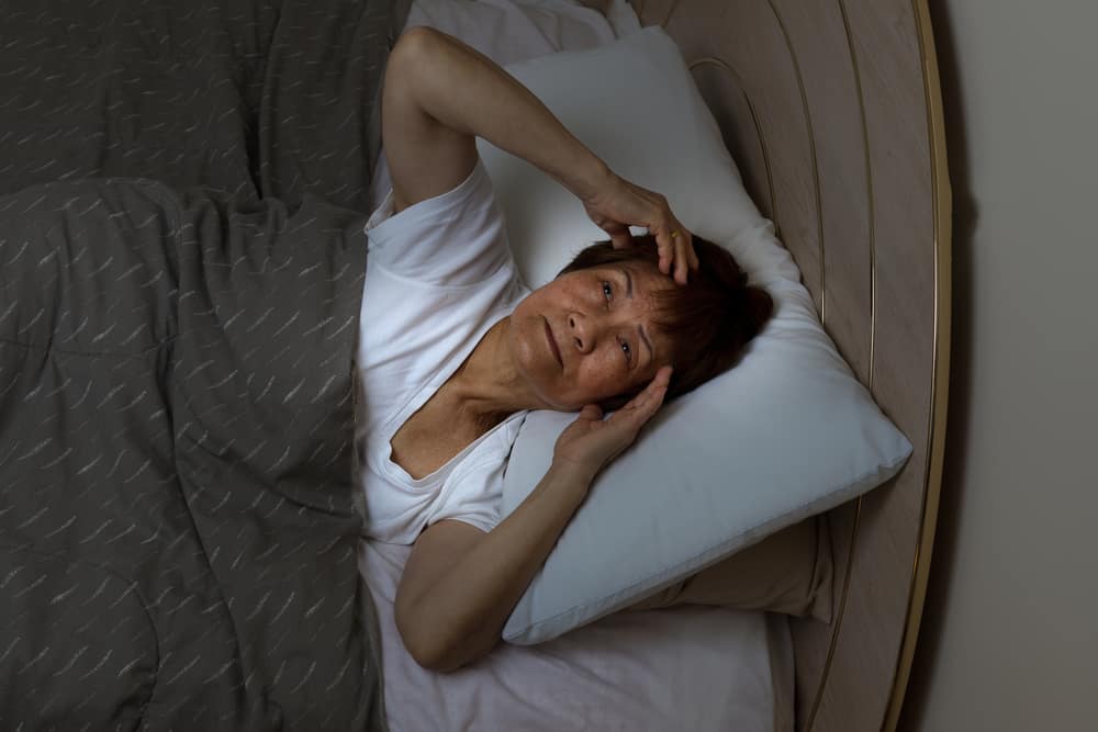 年纪大睡不好?老人失眠原因、治疗与预防