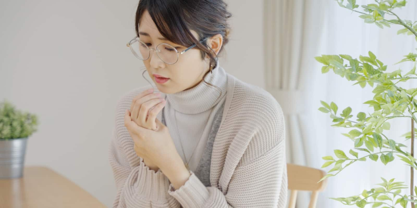 手脚冰冷原因：恐是5大疾病！改善方法、吃什么一篇搞懂