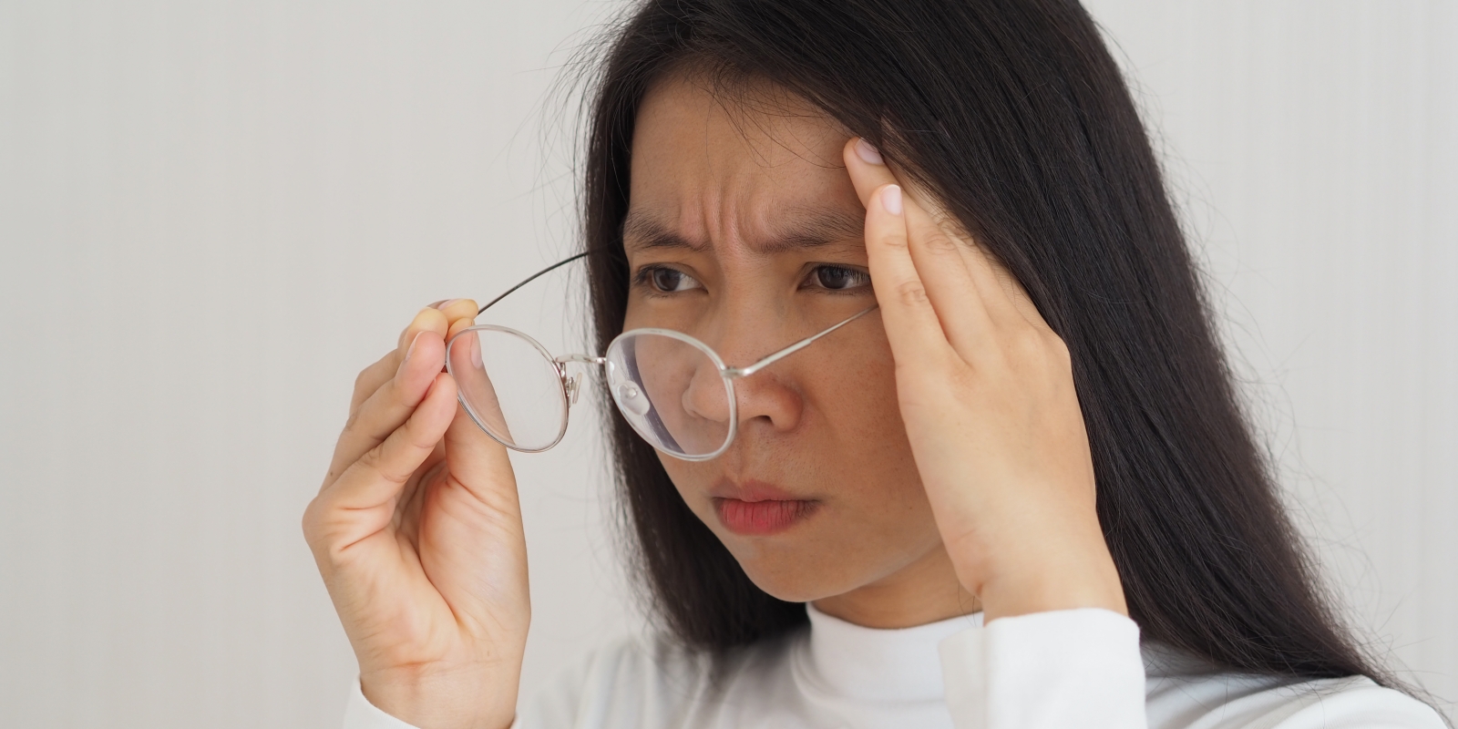 飞蚊症的原因是什么？不治疗会好吗？飞蚊症会消失吗？改善飞蚊症的5个重点一次了解。