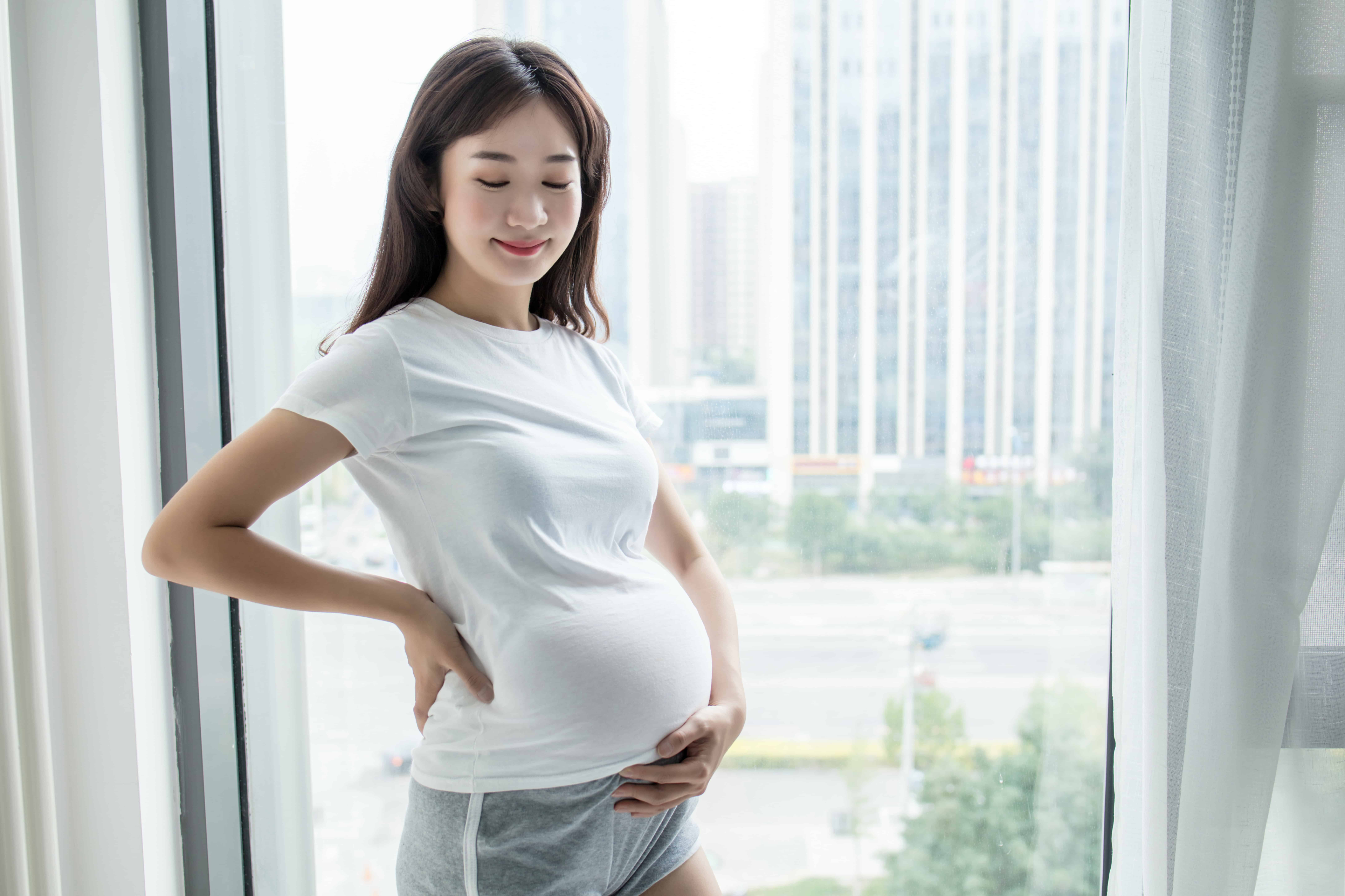 孕期警讯：头痛、水肿、视力模糊？当心子痫前症