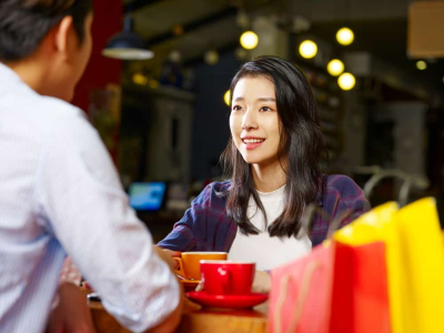 爱上加害者？浅谈斯德哥尔摩症候群的常见症状与治疗方式