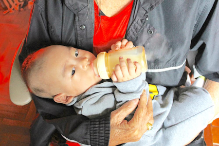 baby-at-17-weeks-old-2