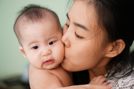 baby-at-22-weeks-old