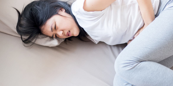 黄体囊肿破裂原因竟与性行为过激有关？黄体囊肿破裂的症状与治疗解析