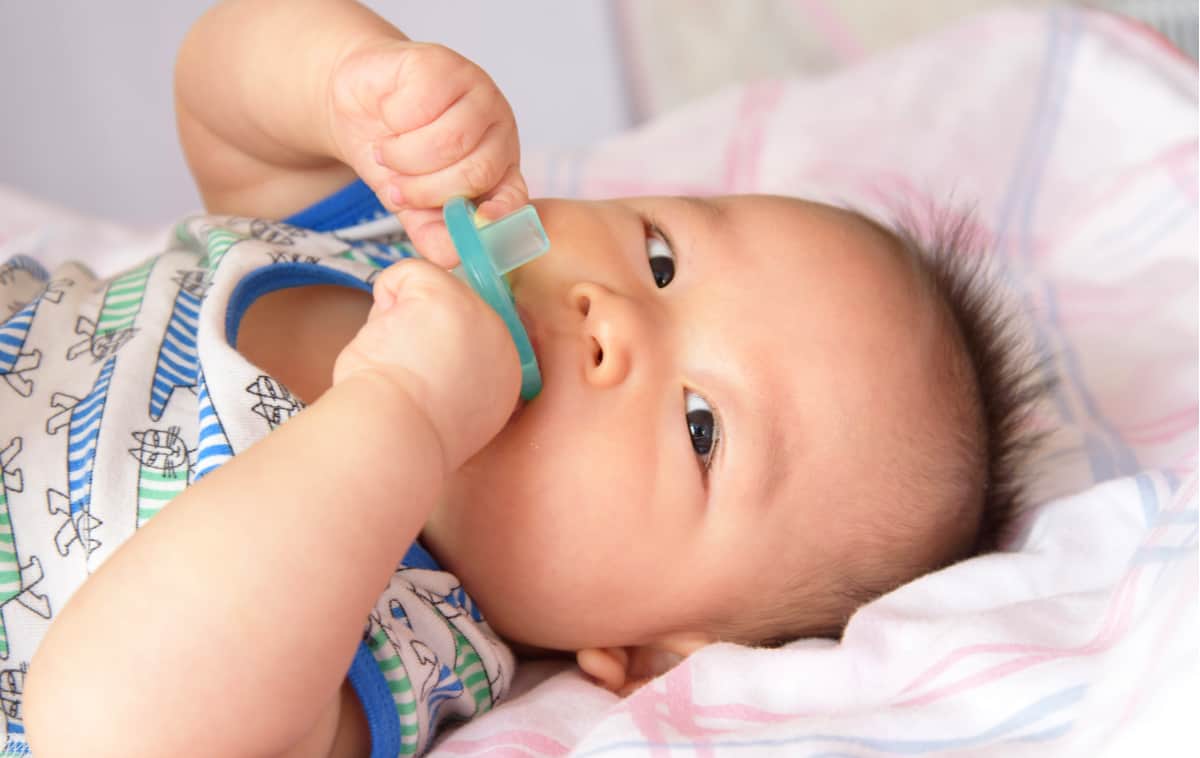 tips-for-weaning-your-baby-off-the-pacifier
