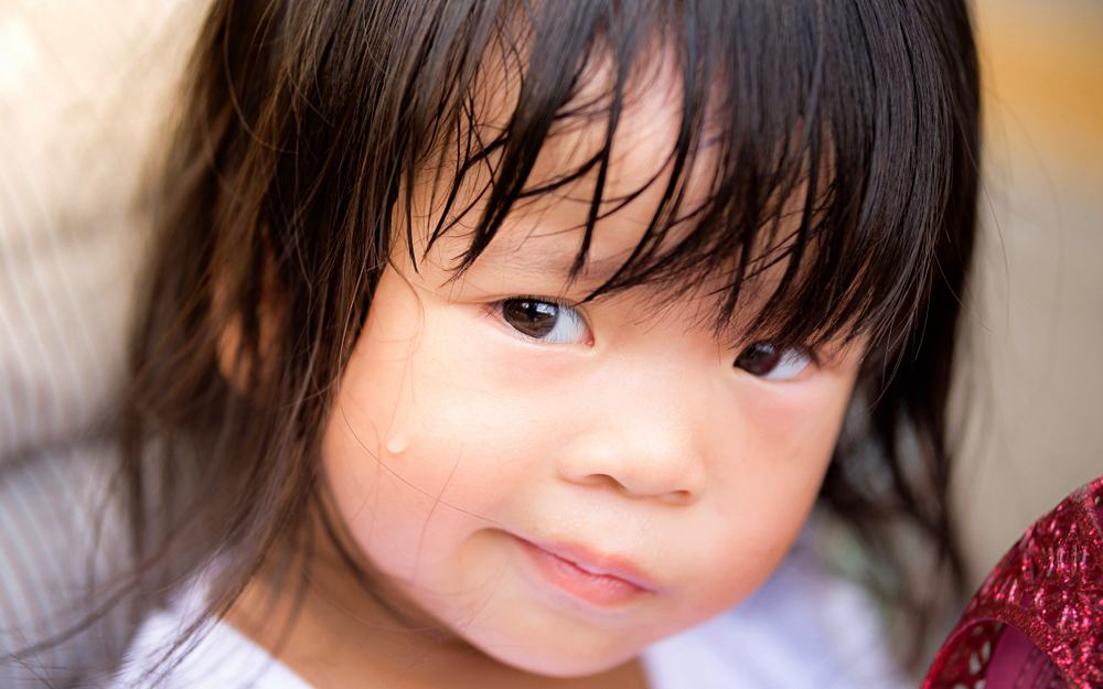 小孩出汗特别多？了解3大可能原因