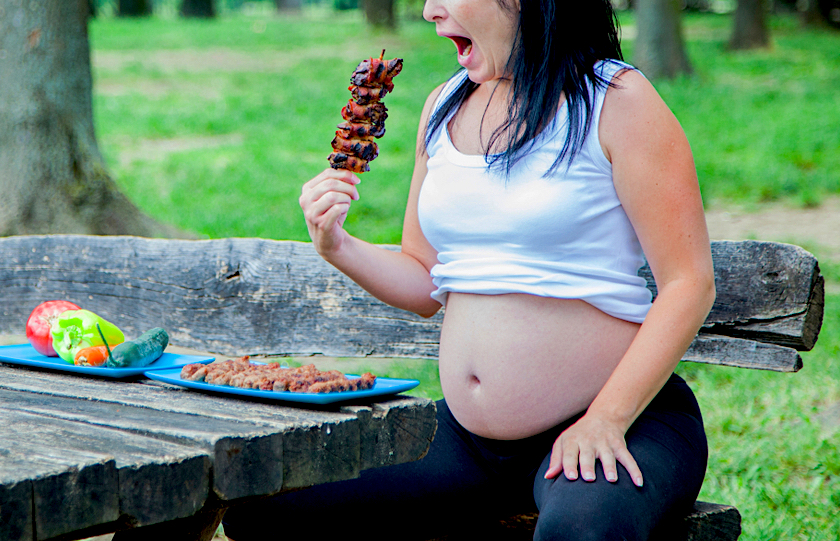 a-guide-to-eating-meat-safely-while-pregnant