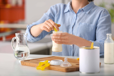 鲜奶、奶粉还是配方奶？了解差异与营养优缺点