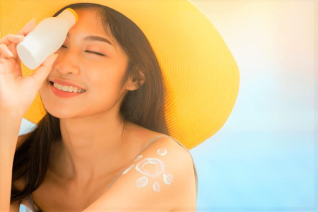 a-guide-to-sunscreen-safety-and-the-3-most-common-myths