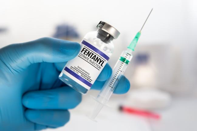 芬太尼（Fentanyl）使用指南：作用、副作用与安全用法一次看懂
